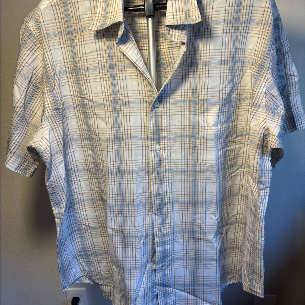Covington Beige and Blue Plaid Casual Shirt‎